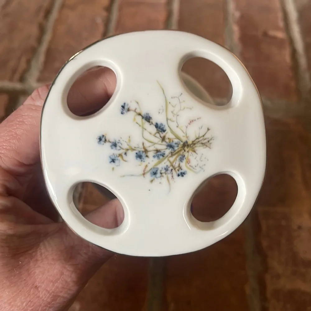 Vtg 1973 Holly Hobbie Porcelain Toothbrush Holder & Trinket Tray/Soap Dish
